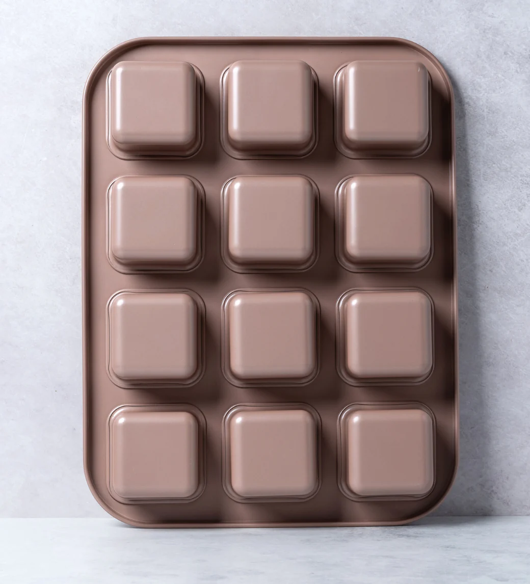 Rose Gold Brownie Pan - Image 3