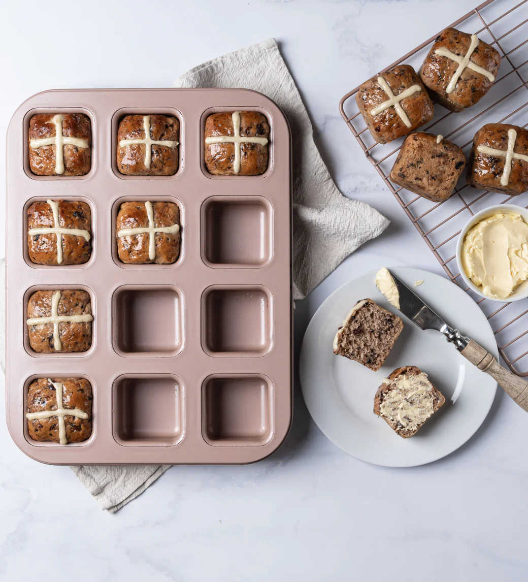 Rose Gold Brownie Pan - Image 5