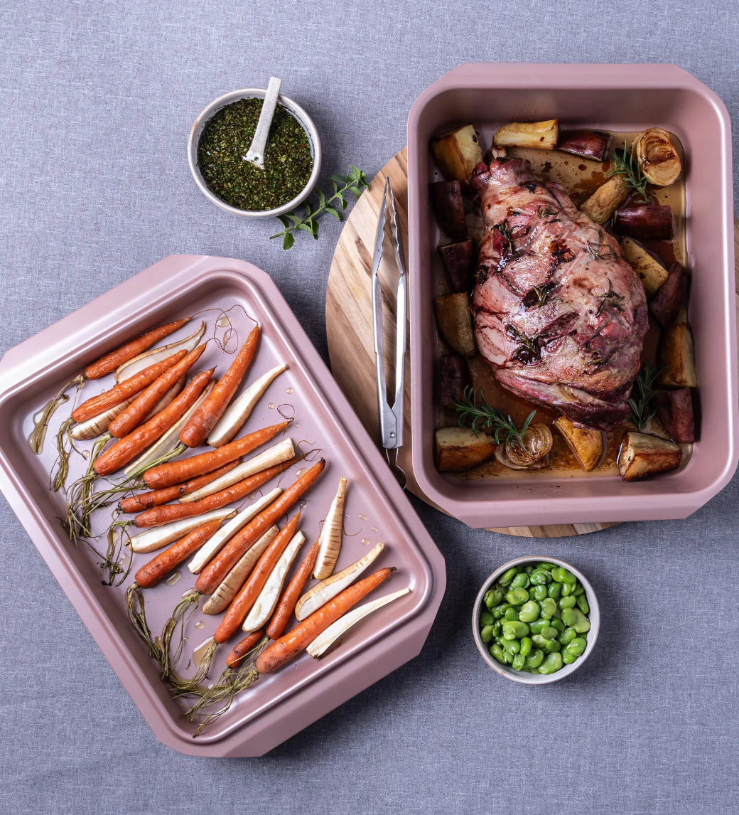 Rose Gold Roasting Tray with Lid - Image 3